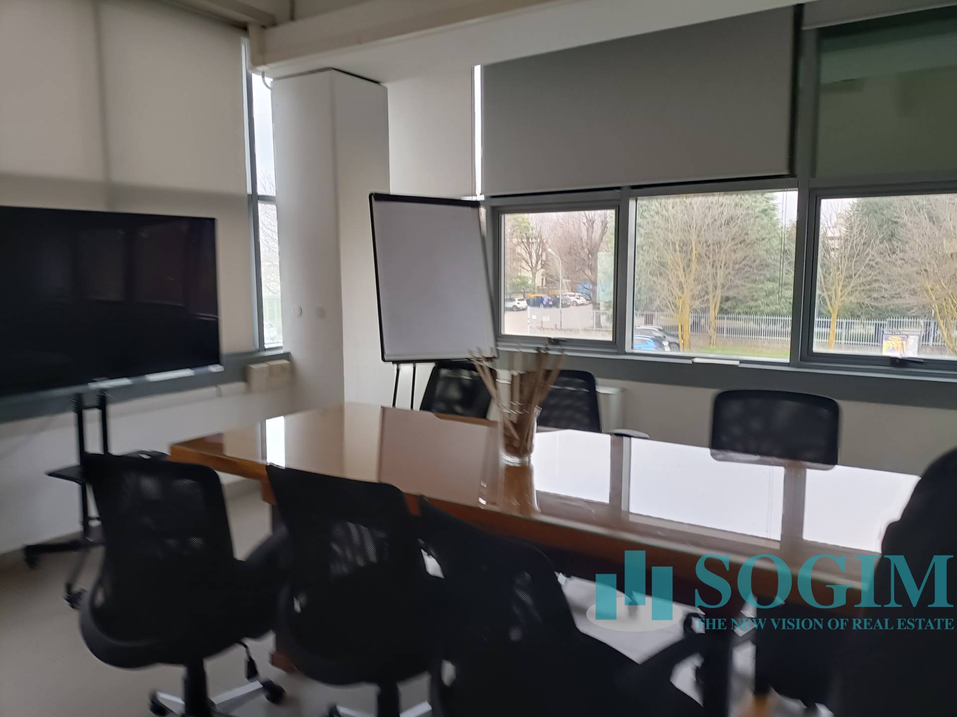 Capannone in affitto a Carate Brianza