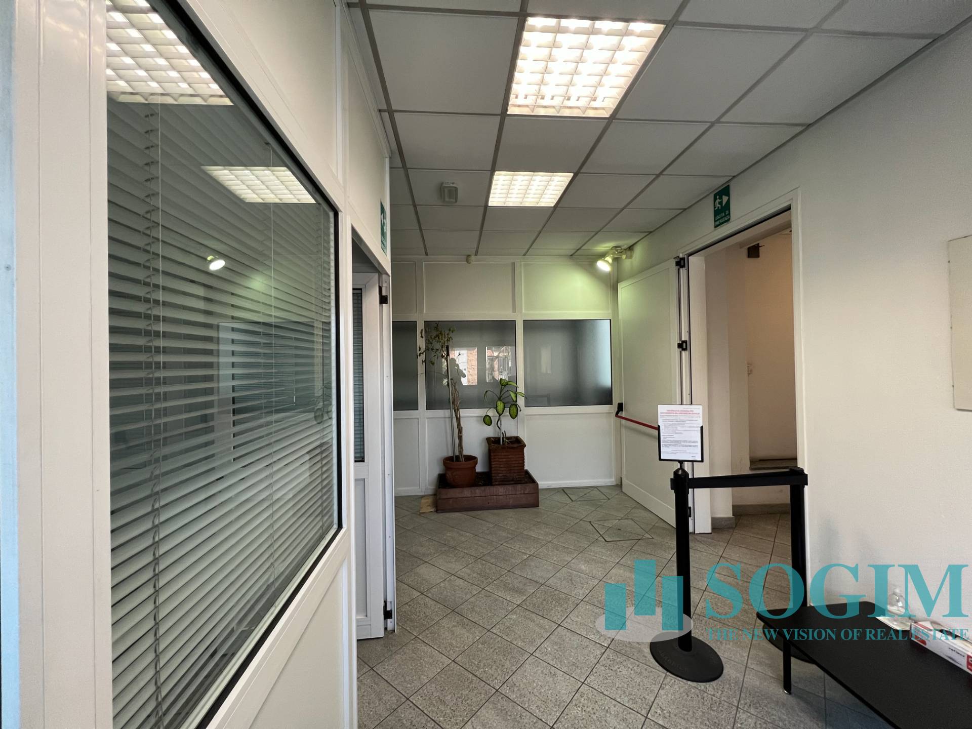 Capannone + Palazzina Uffici in vendita a Santo Stefano Ticino