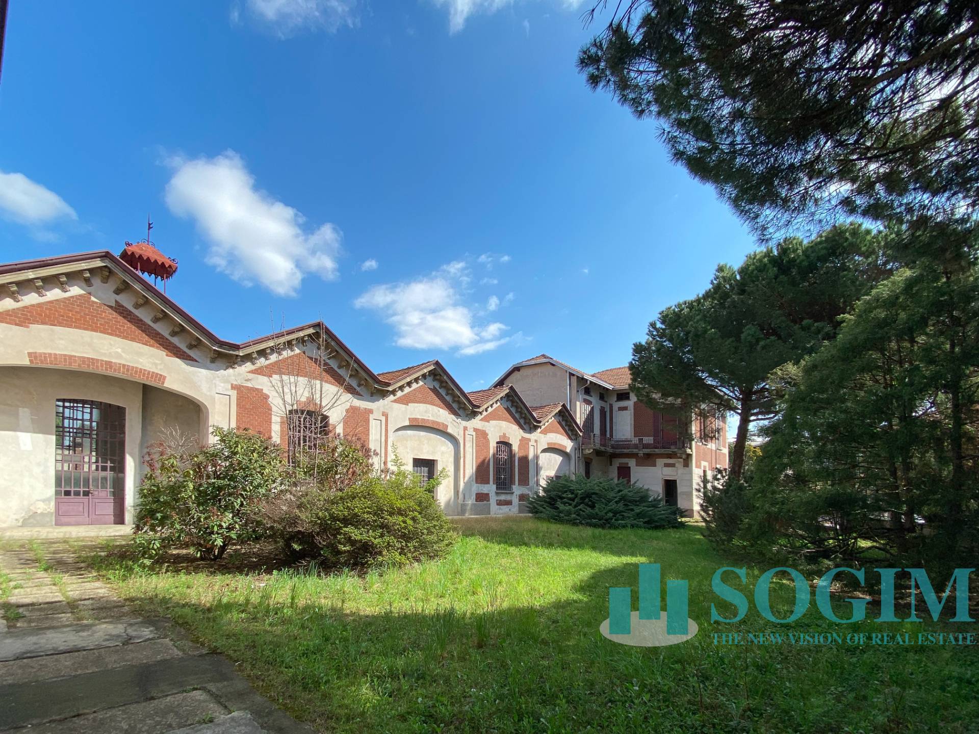 Capannone in vendita a Samarate