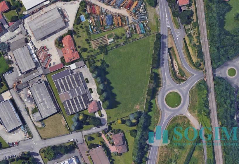 Terreno industriale in vendita a Albizzate