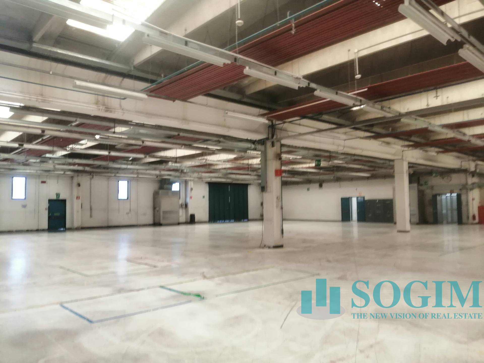 Capannone in affitto a Cornate d'Adda