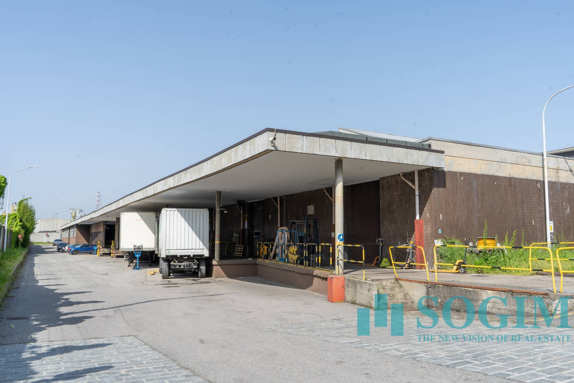 Capannone + Palazzina Uffici in vendita a Cinisello Balsamo