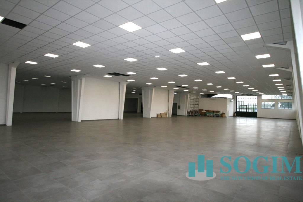 Immobile commerciale in affitto a Gorgonzola