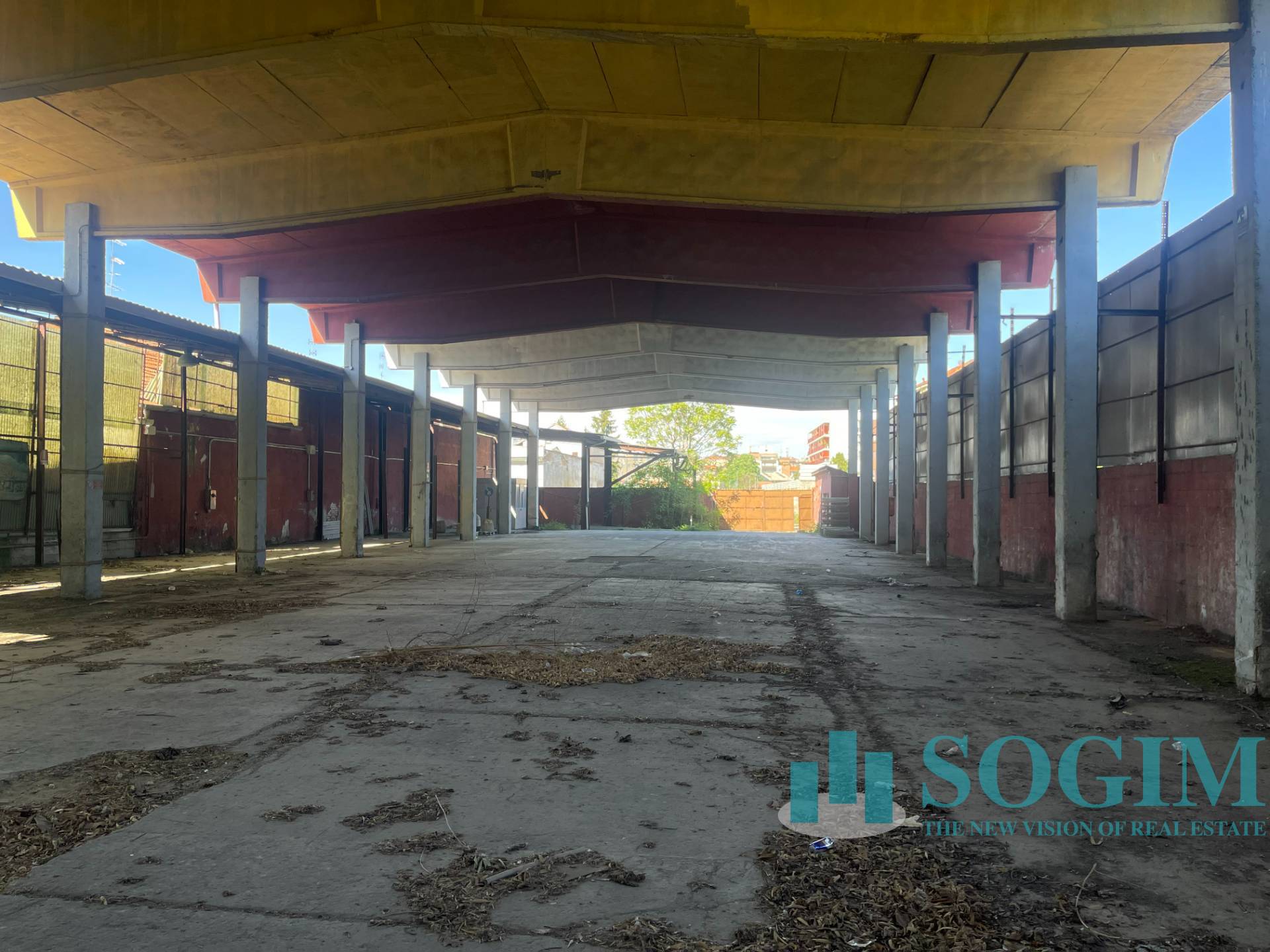 Capannone in vendita a Milano