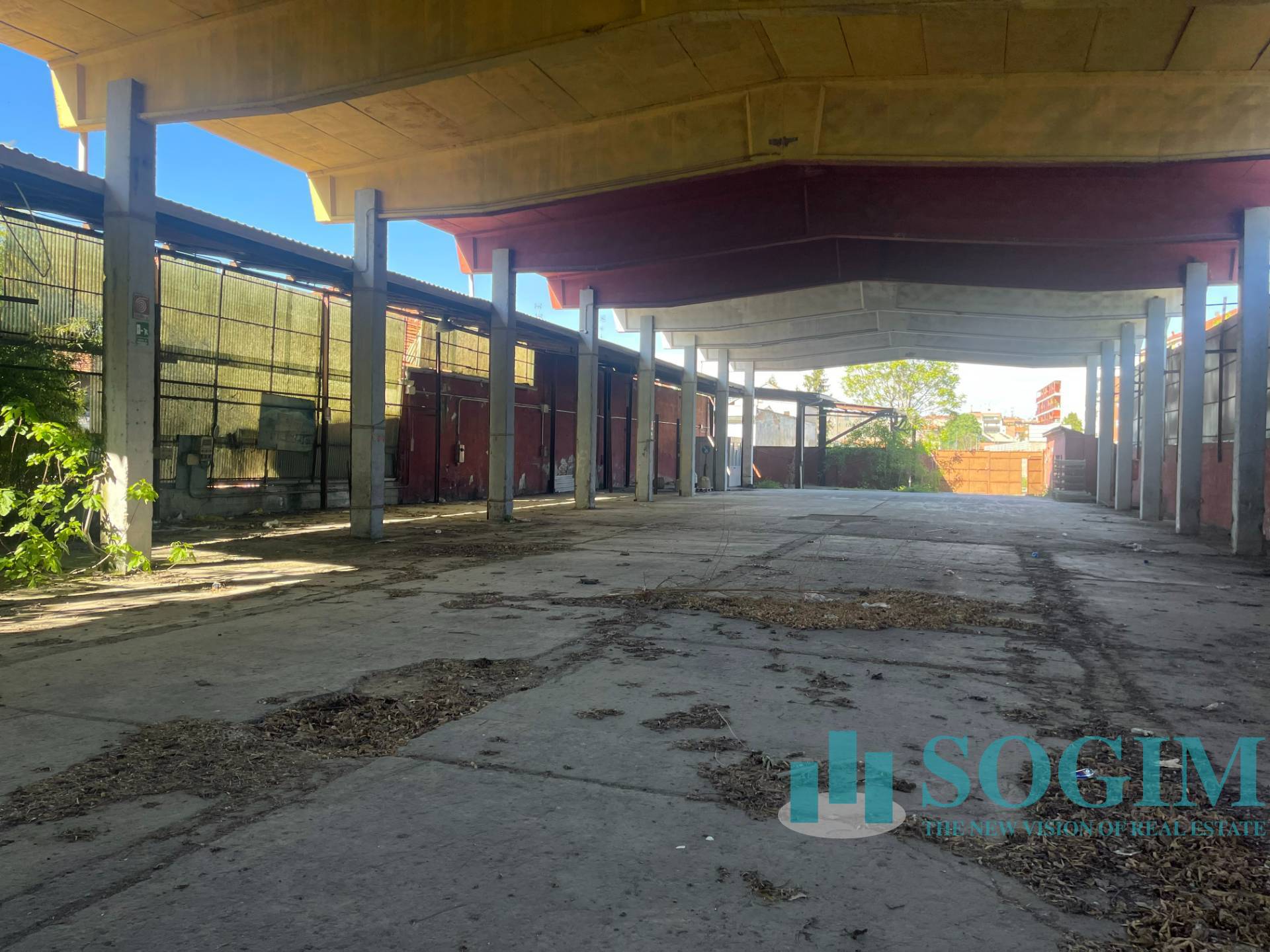 Capannone in vendita a Milano