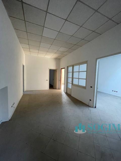 Capannone + Palazzina Uffici in vendita a Gorla Maggiore