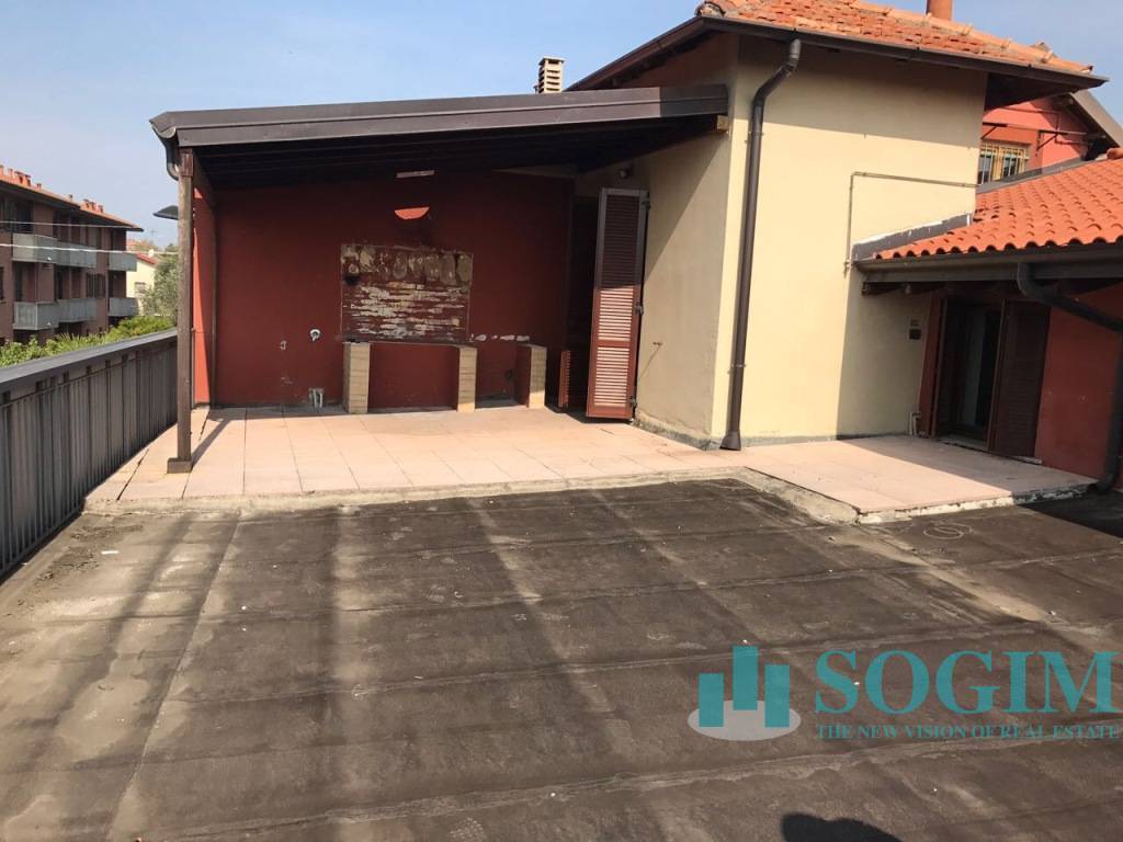 Capannone in vendita a Tradate