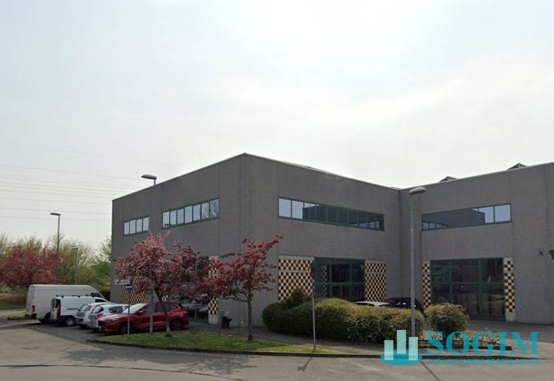 Capannone in affitto a Macherio