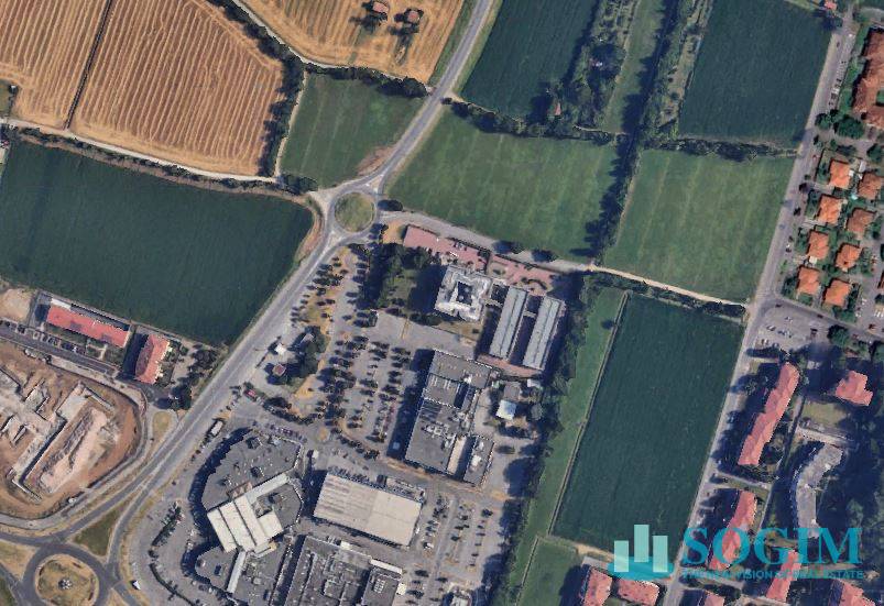 Terreno commerciale in vendita a Cassano d'Adda