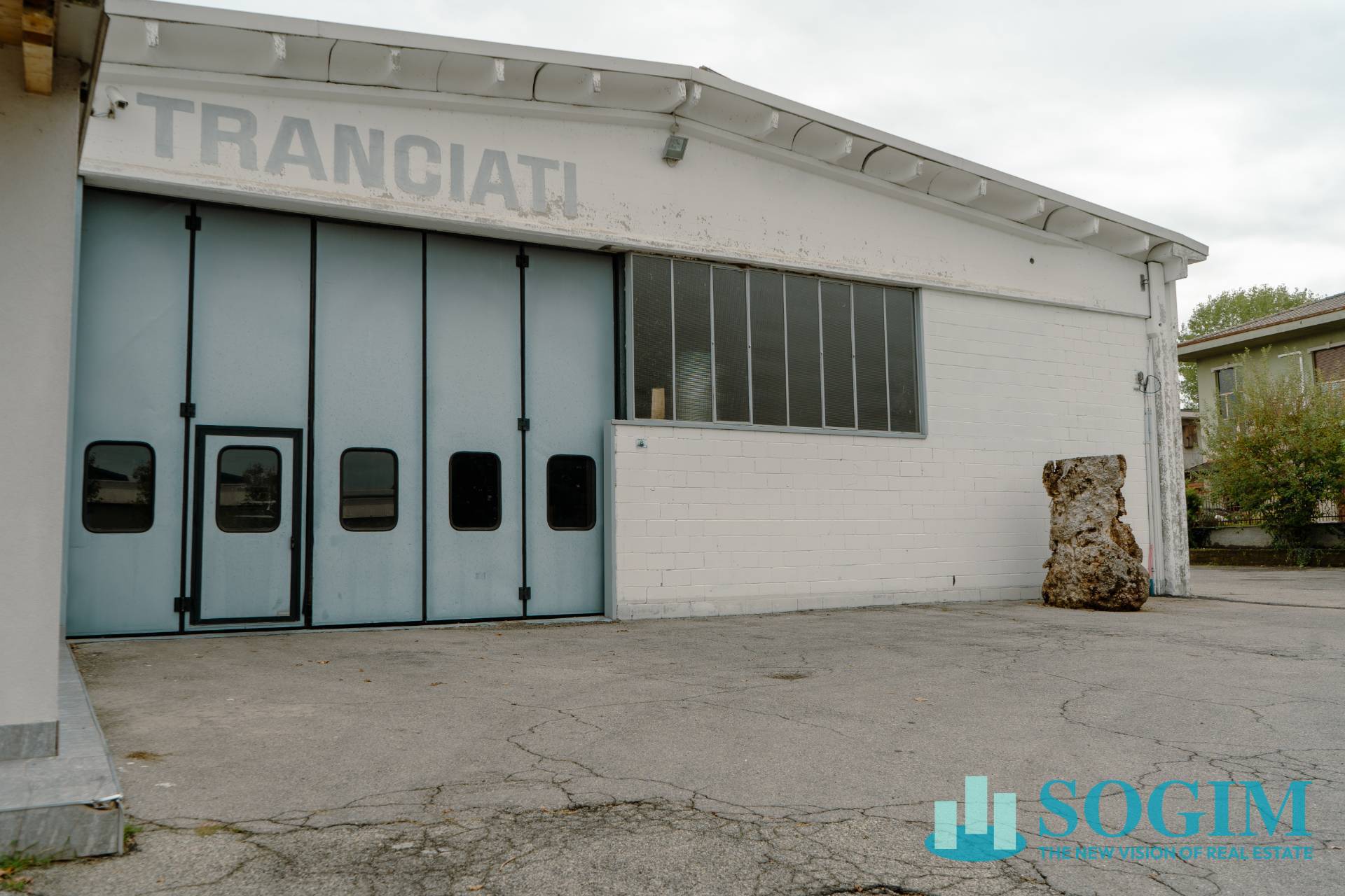 Capannone in vendita a Lentate sul Seveso