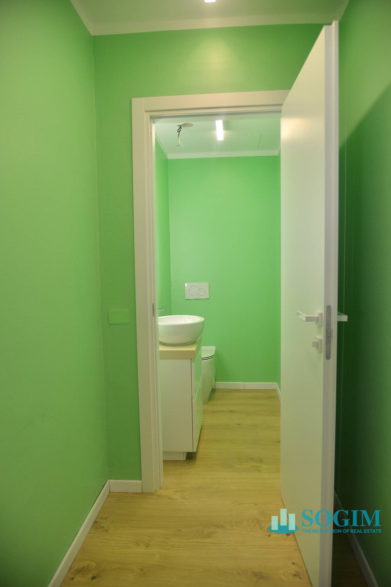 Ufficio in vendita a Besana in Brianza