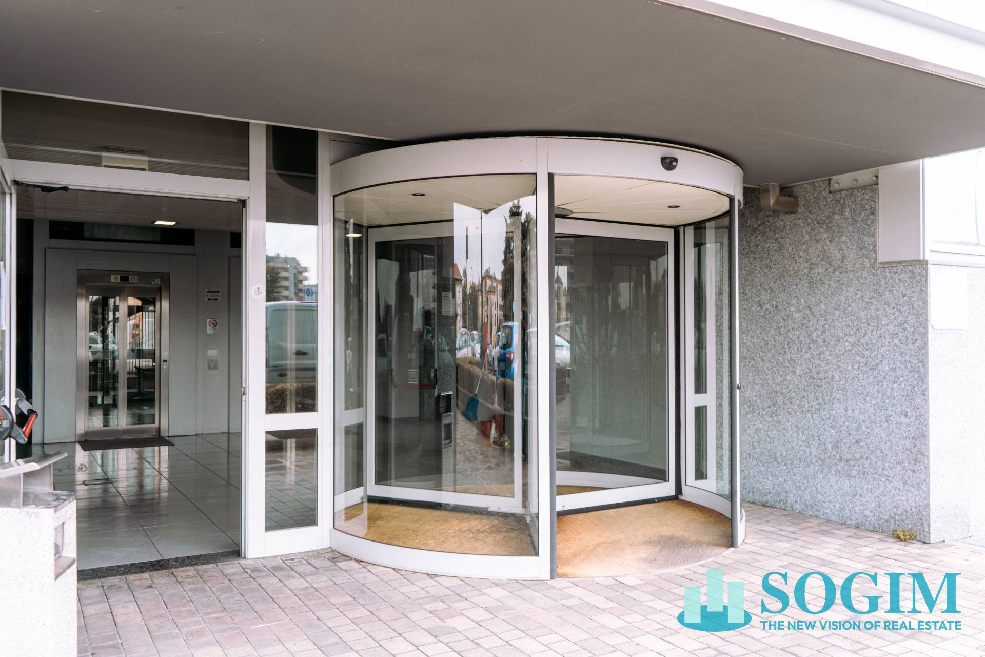 Ufficio in vendita a Desio