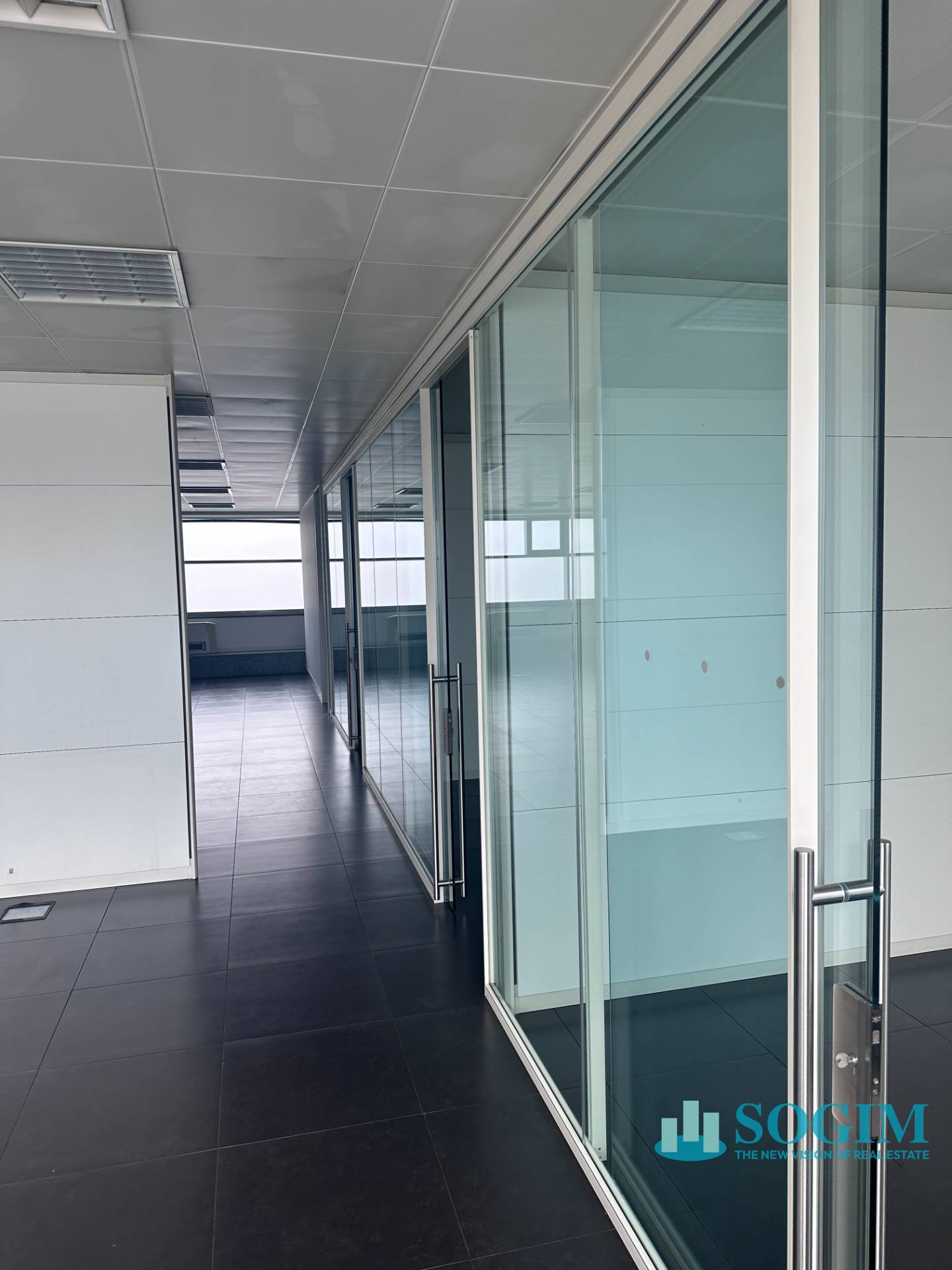 Ufficio in vendita a Desio