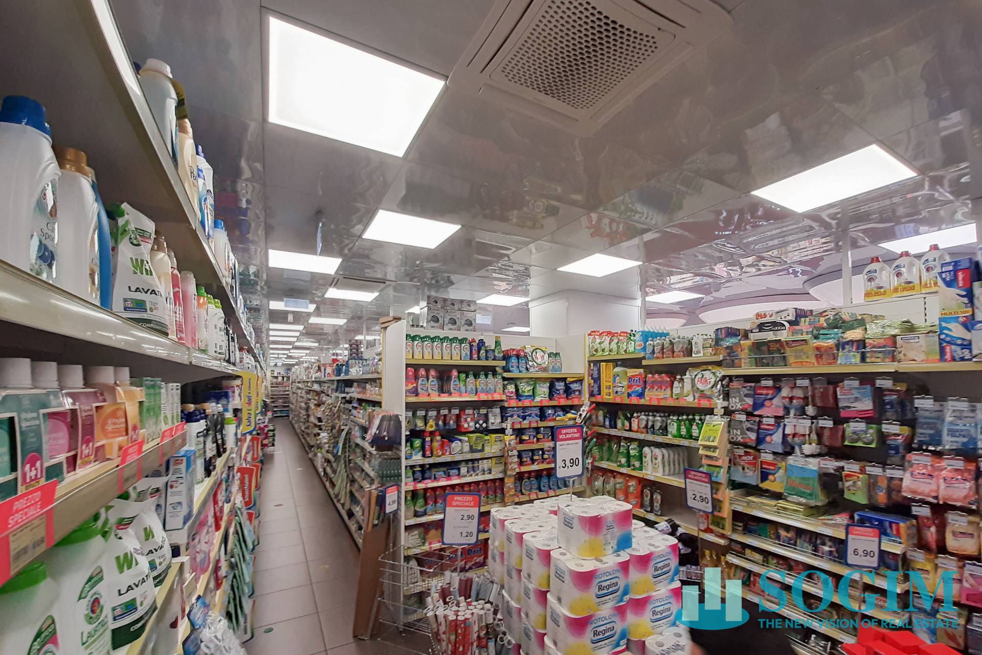 Immobile commerciale in vendita a Milano