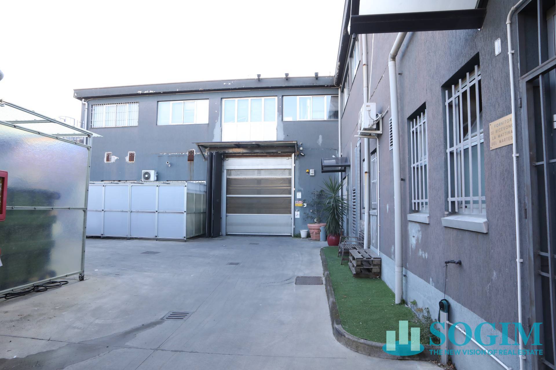 Capannone in vendita a Sesto San Giovanni