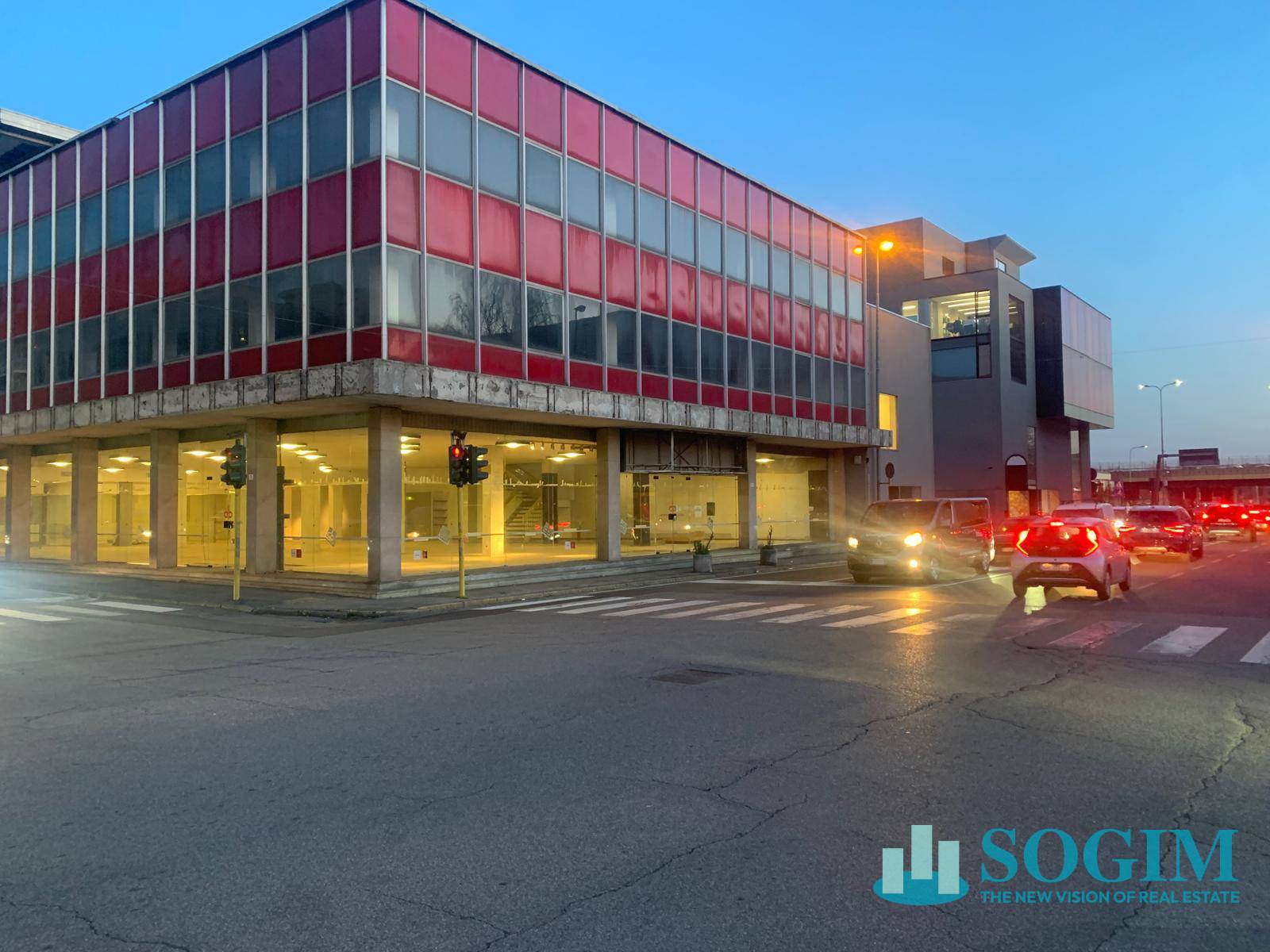 Immobile commerciale in vendita a Lissone