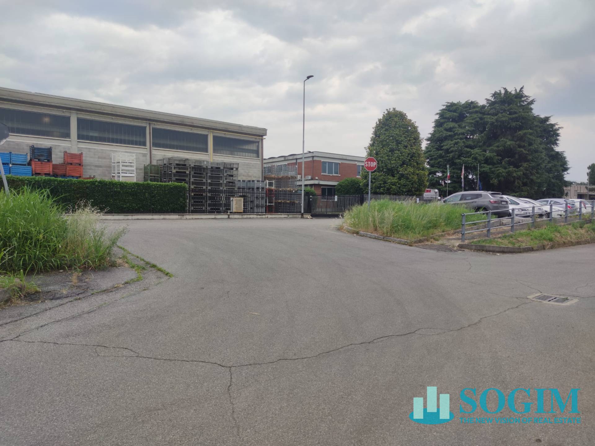 Capannone in vendita a Grassobbio