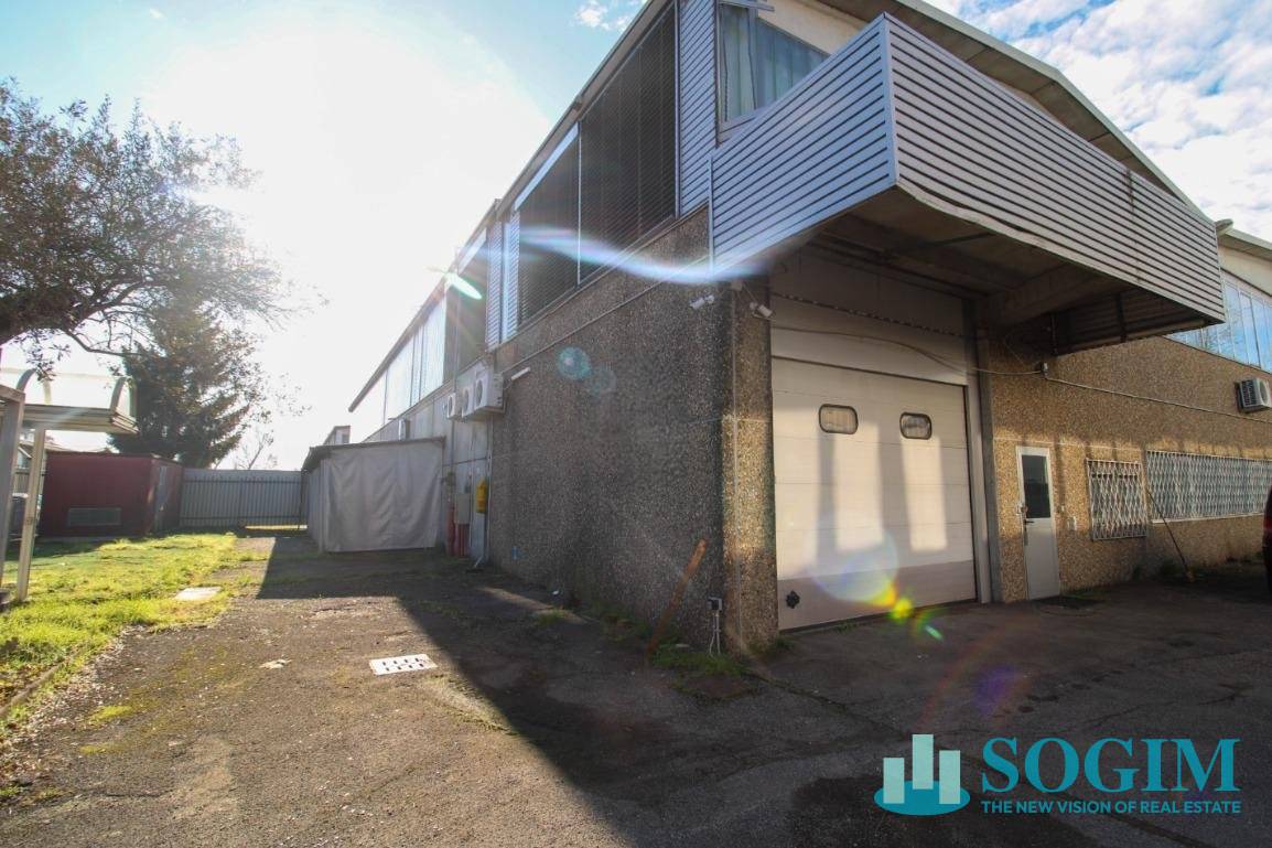 Capannone in affitto a Vignate