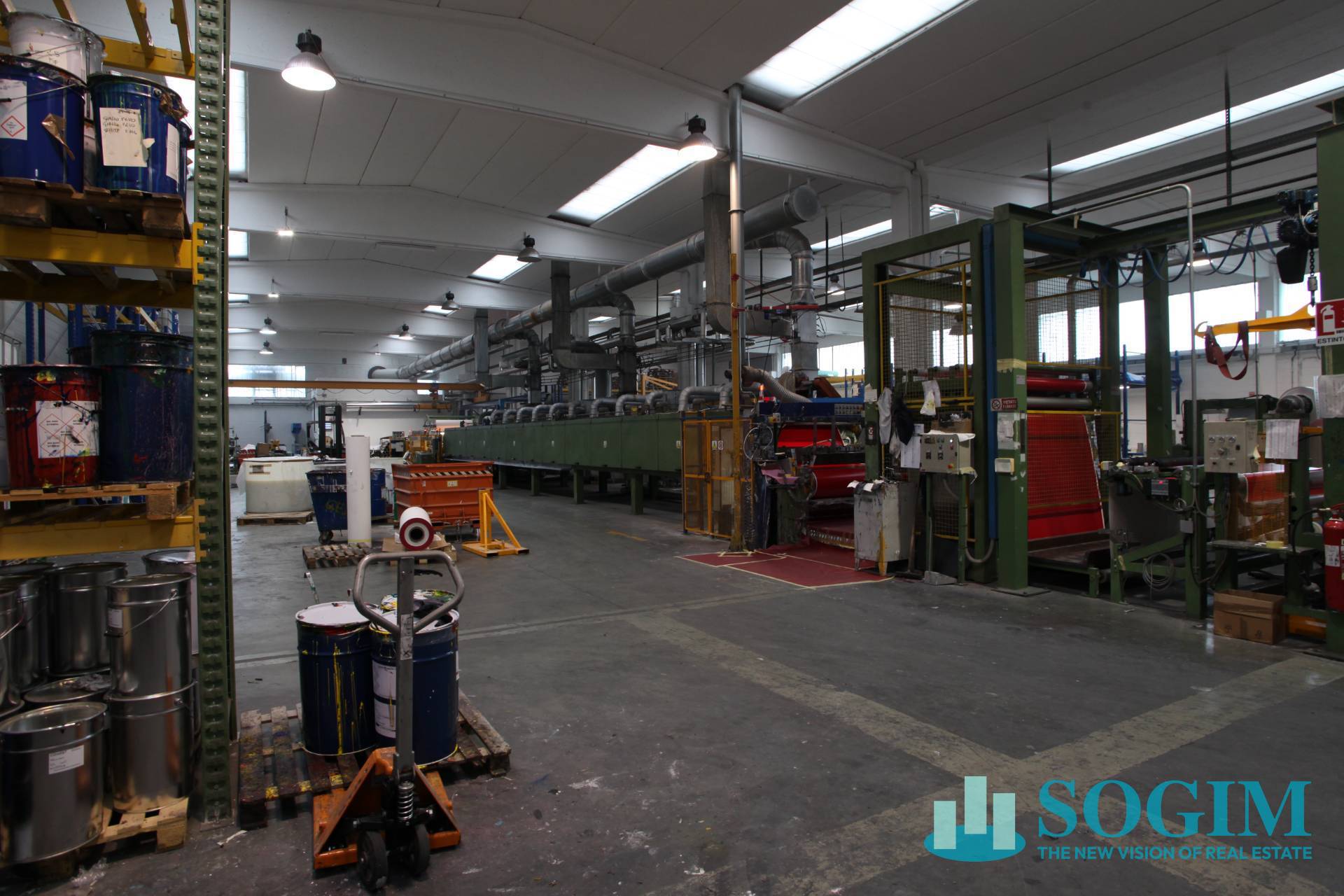 Capannone in vendita a Basiano