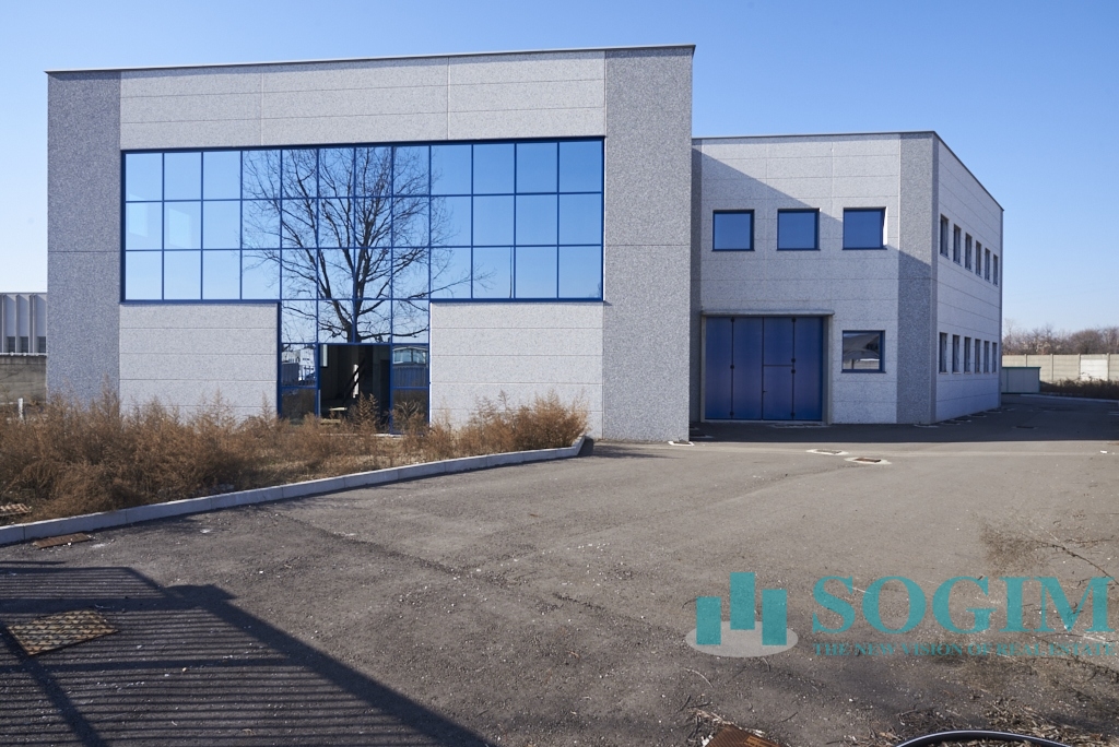 Capannone in vendita a Monza