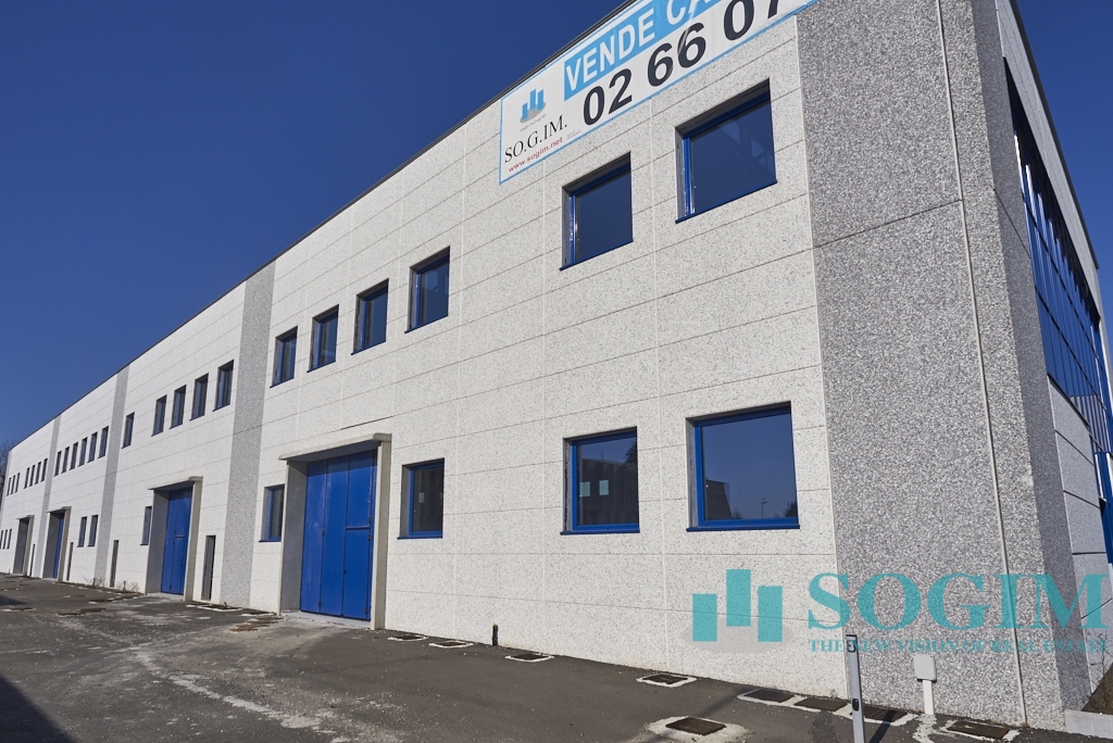 Capannone in vendita a Monza