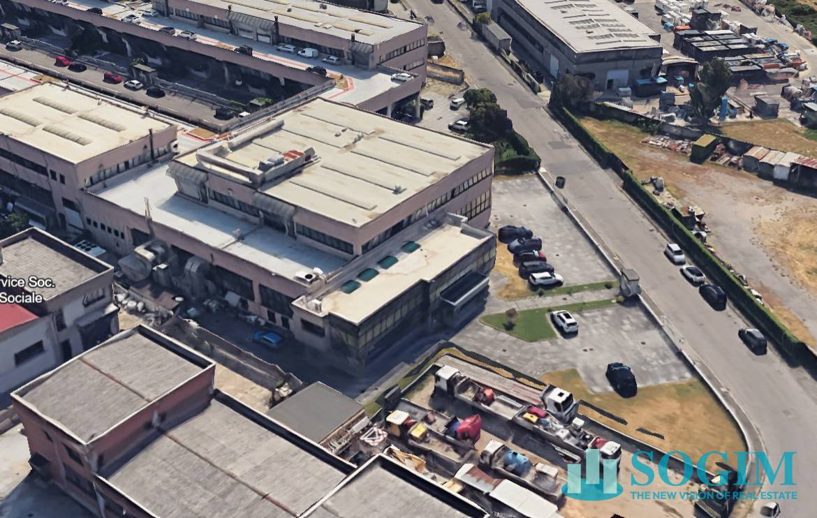 Capannone + Palazzina Uffici in vendita a Assago