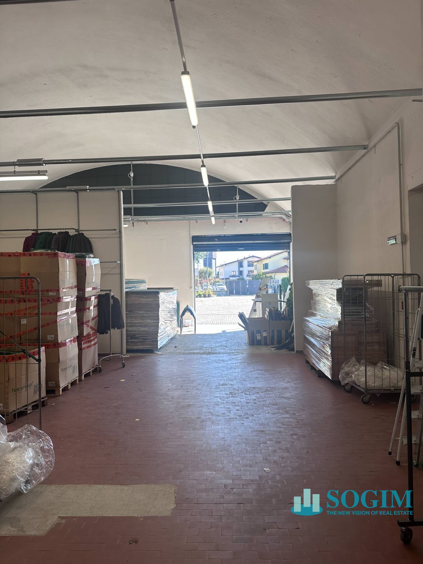 Capannone in vendita a Giussano