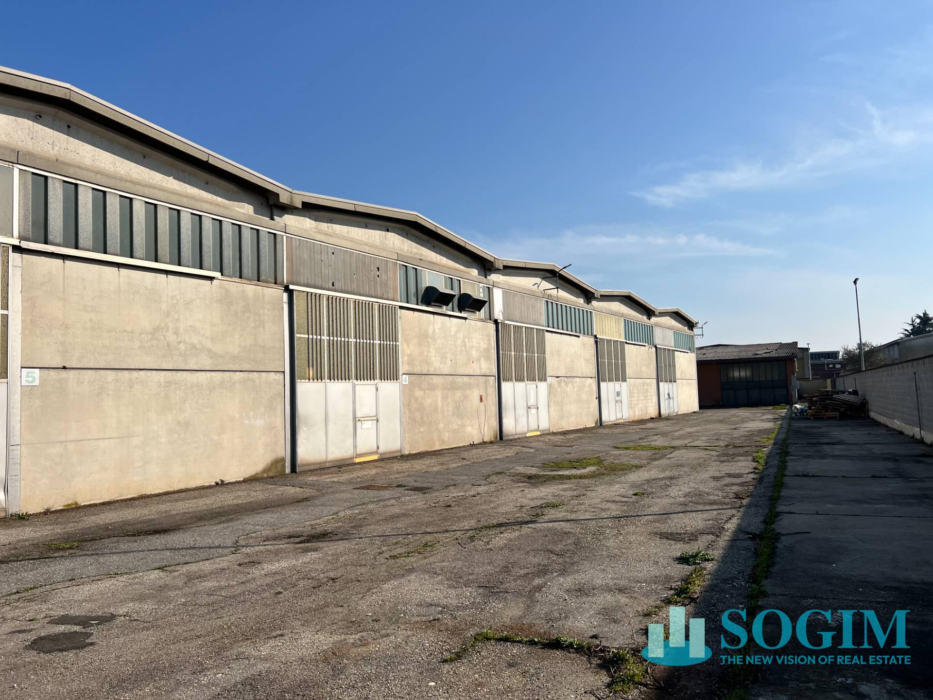 Capannone in affitto a Cerano