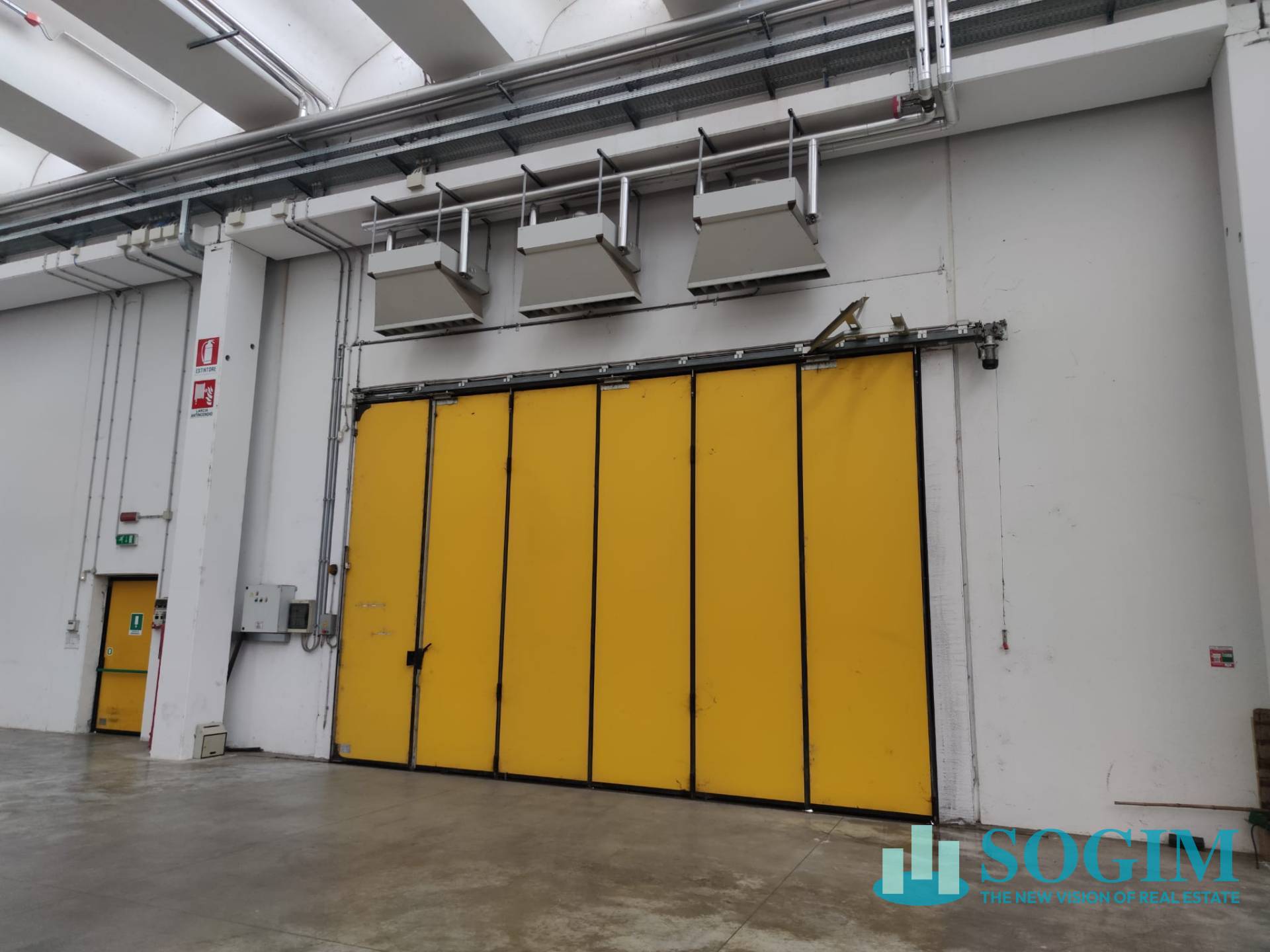 Capannone in vendita a Isso