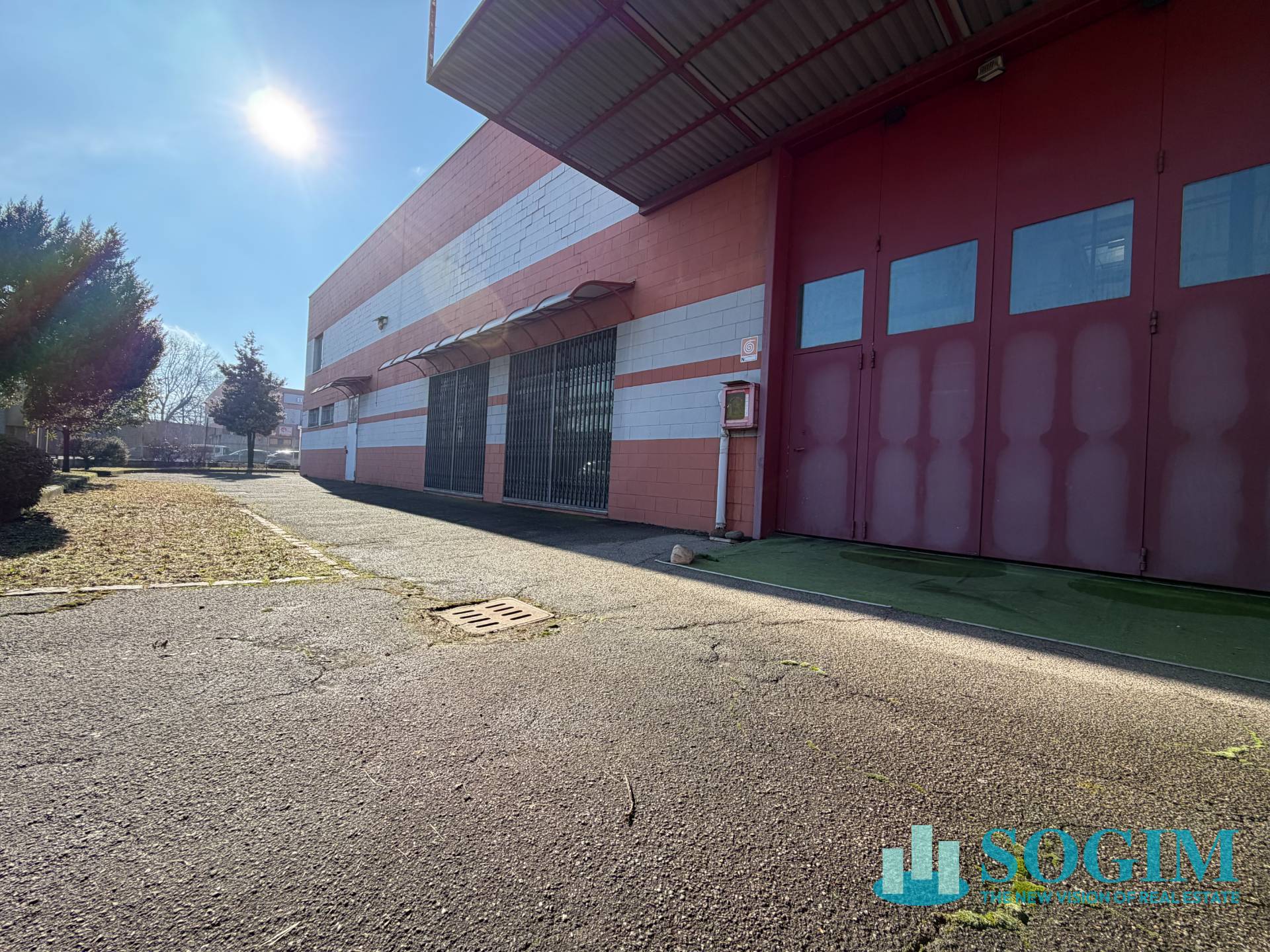 Capannone in vendita a Paderno Dugnano