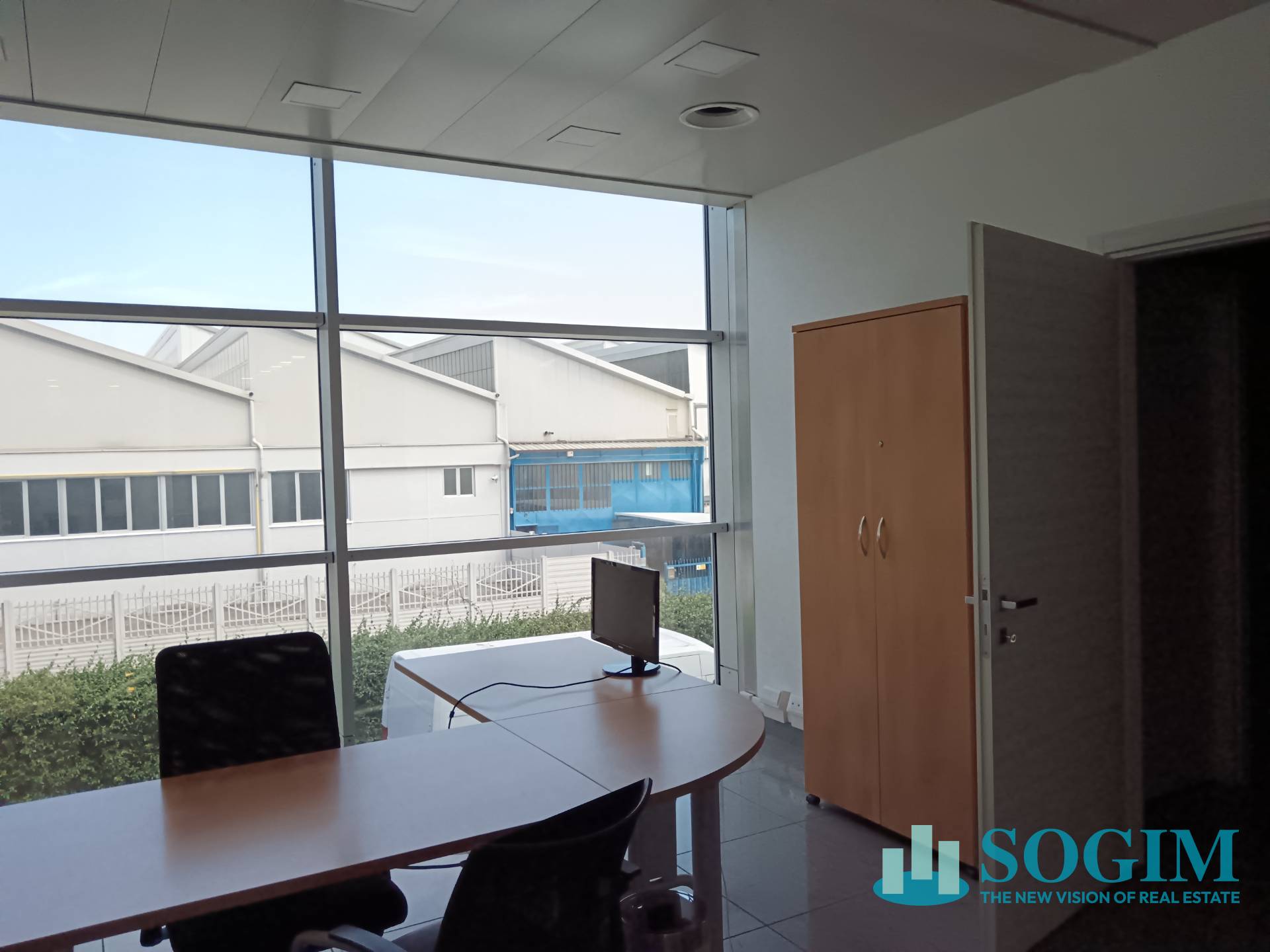 Ufficio in affitto a Desio