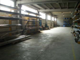 Capannone in vendita a Trezzano sul Naviglio