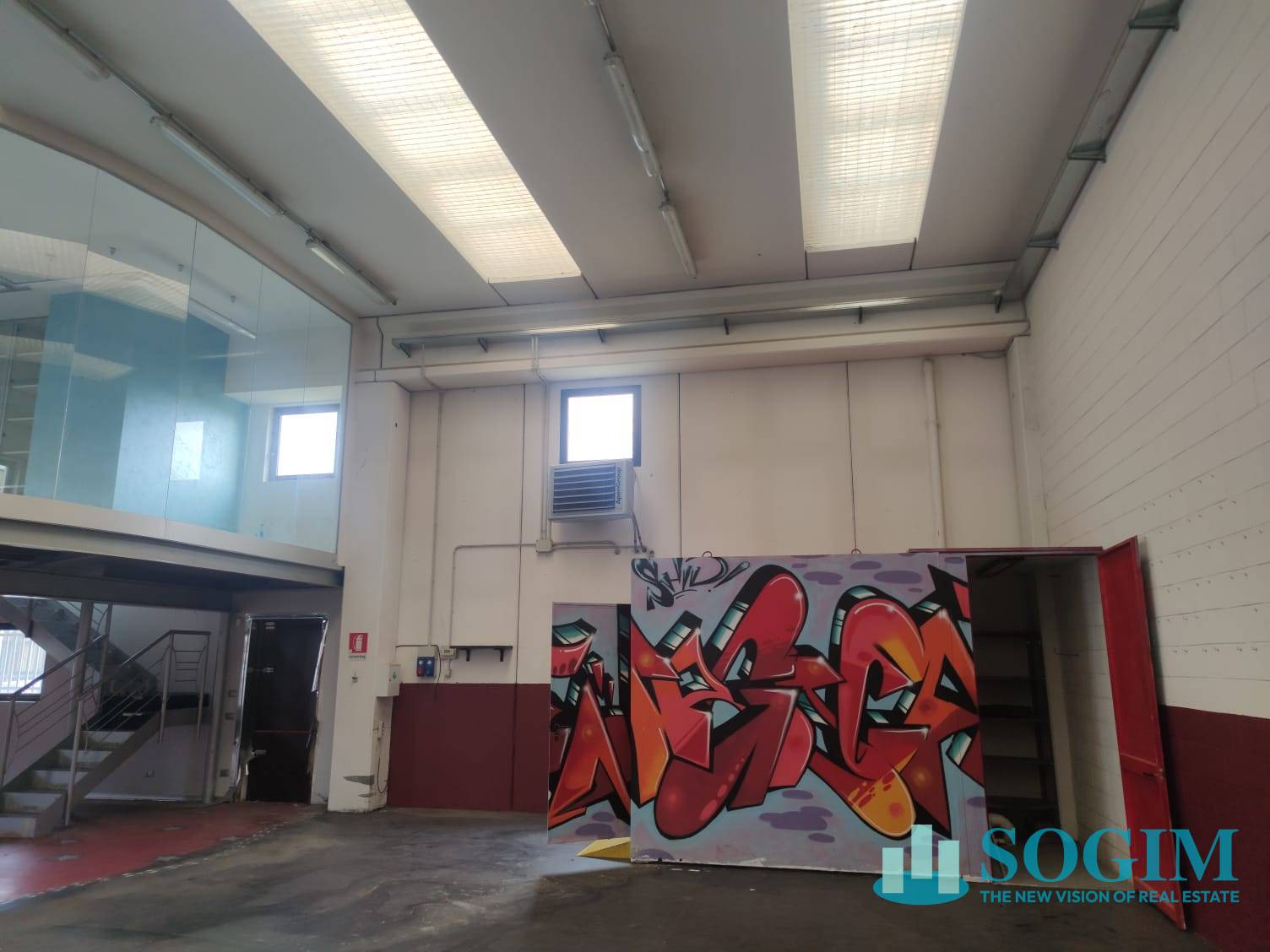 Capannone in vendita a Treviolo