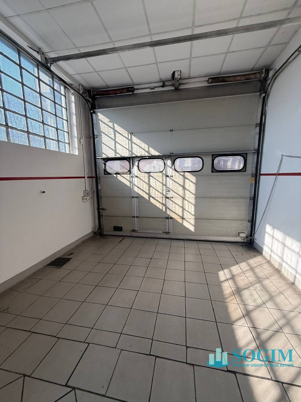 Capannone in vendita a Monza