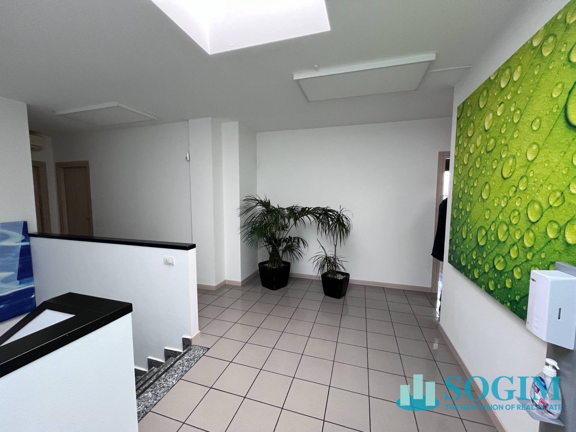 Capannone + Palazzina Uffici in affitto a Lacchiarella