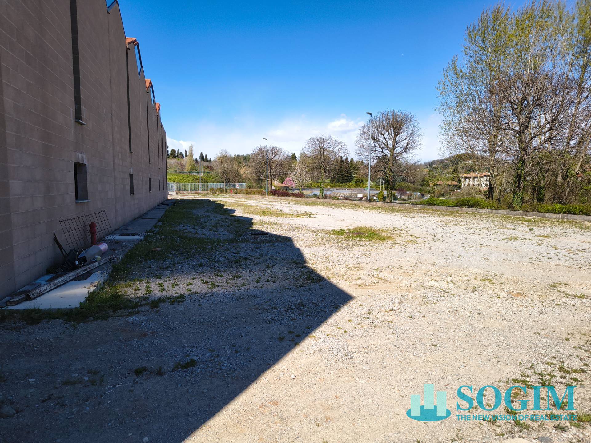 Capannone in vendita a Casatenovo