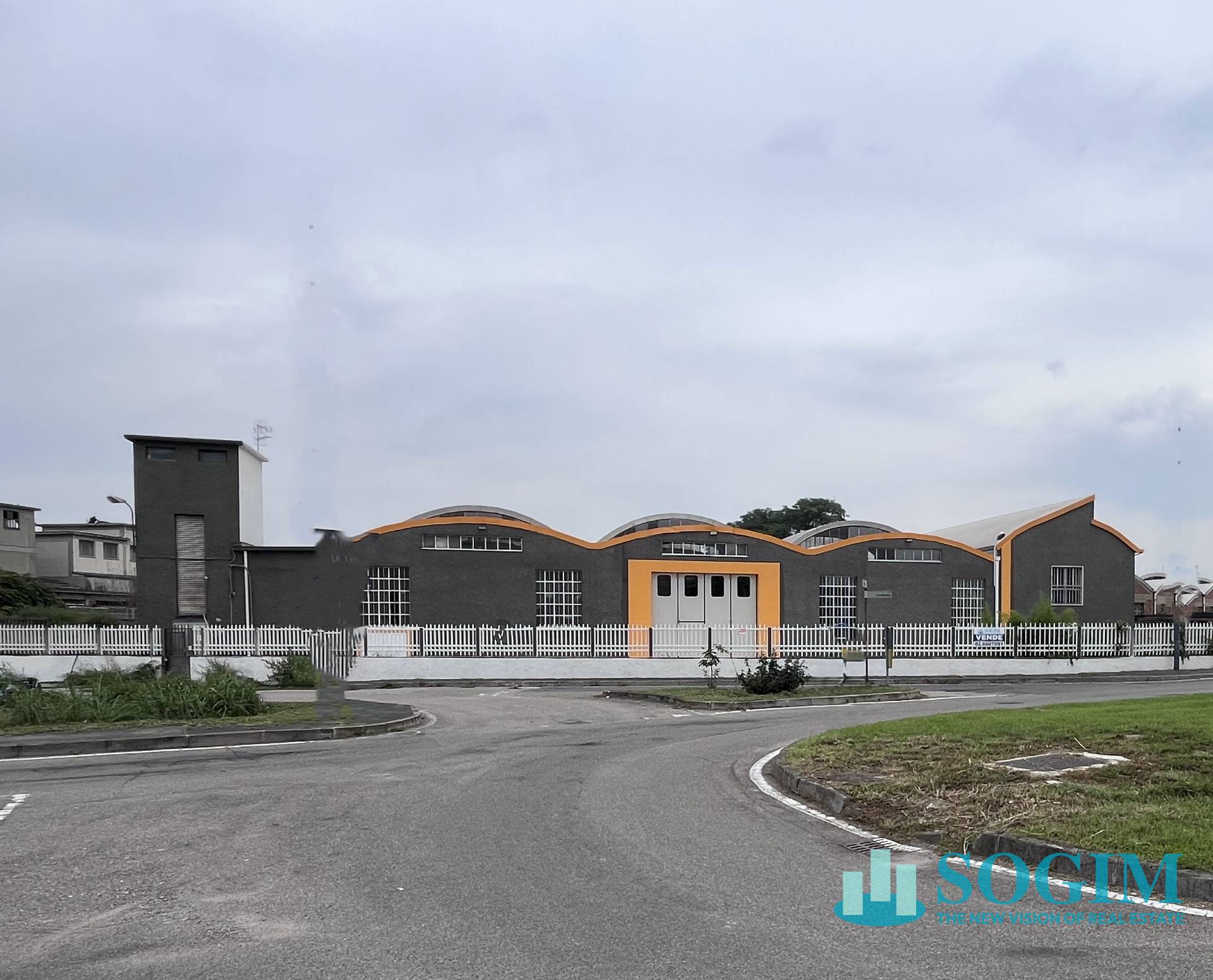 Capannone + Palazzina Uffici in affitto a Abbiategrasso