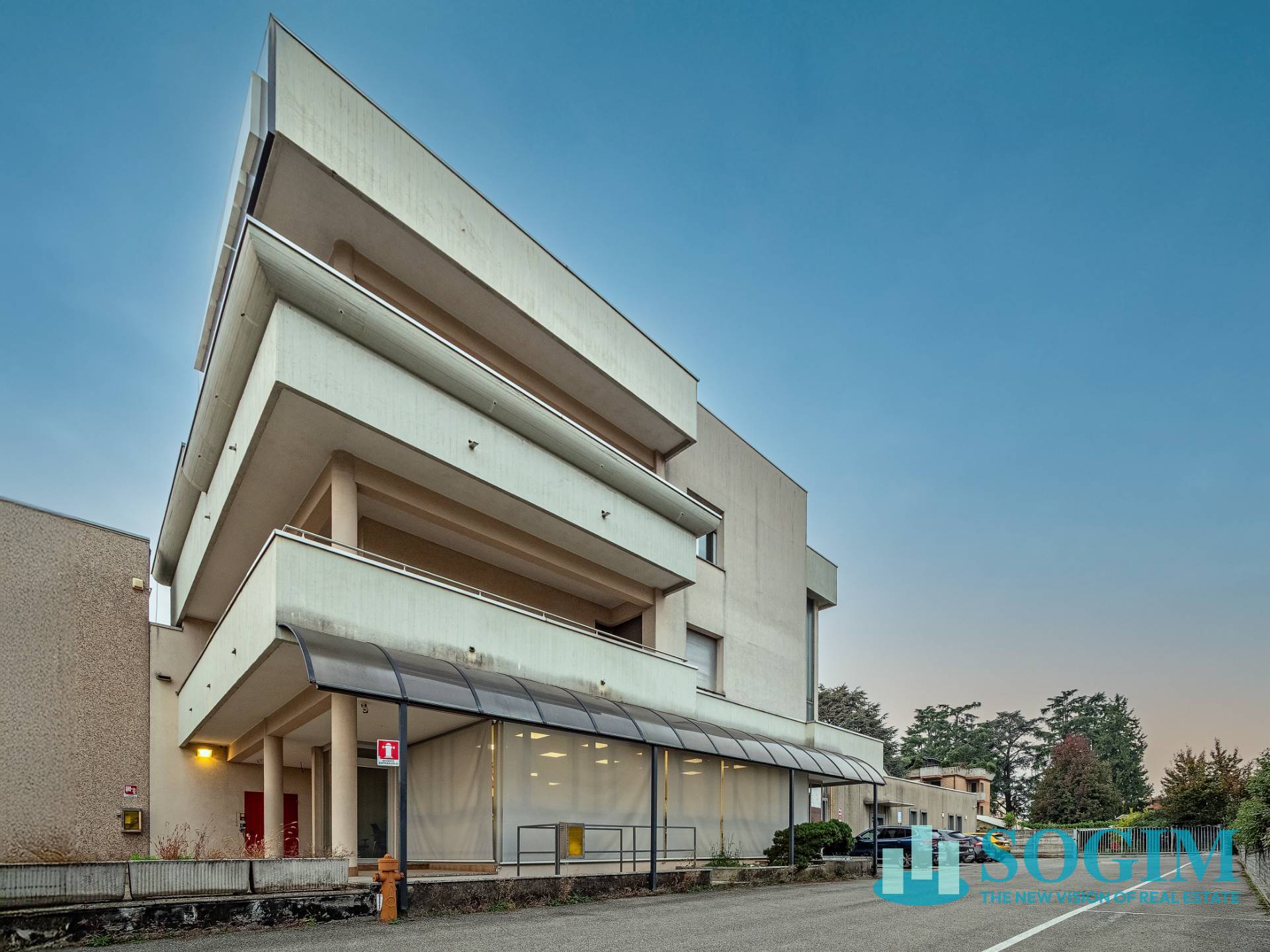 Capannone in vendita a Giussano