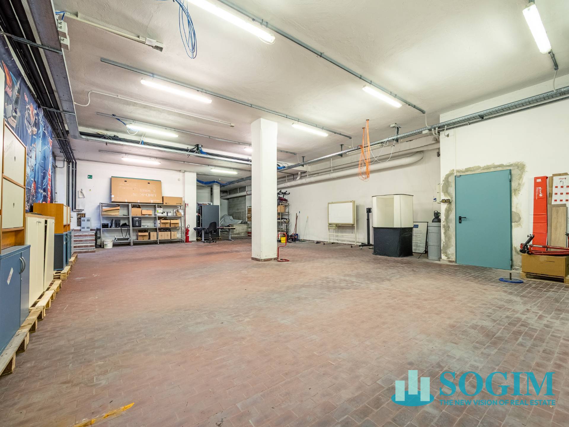 Capannone in vendita a Giussano