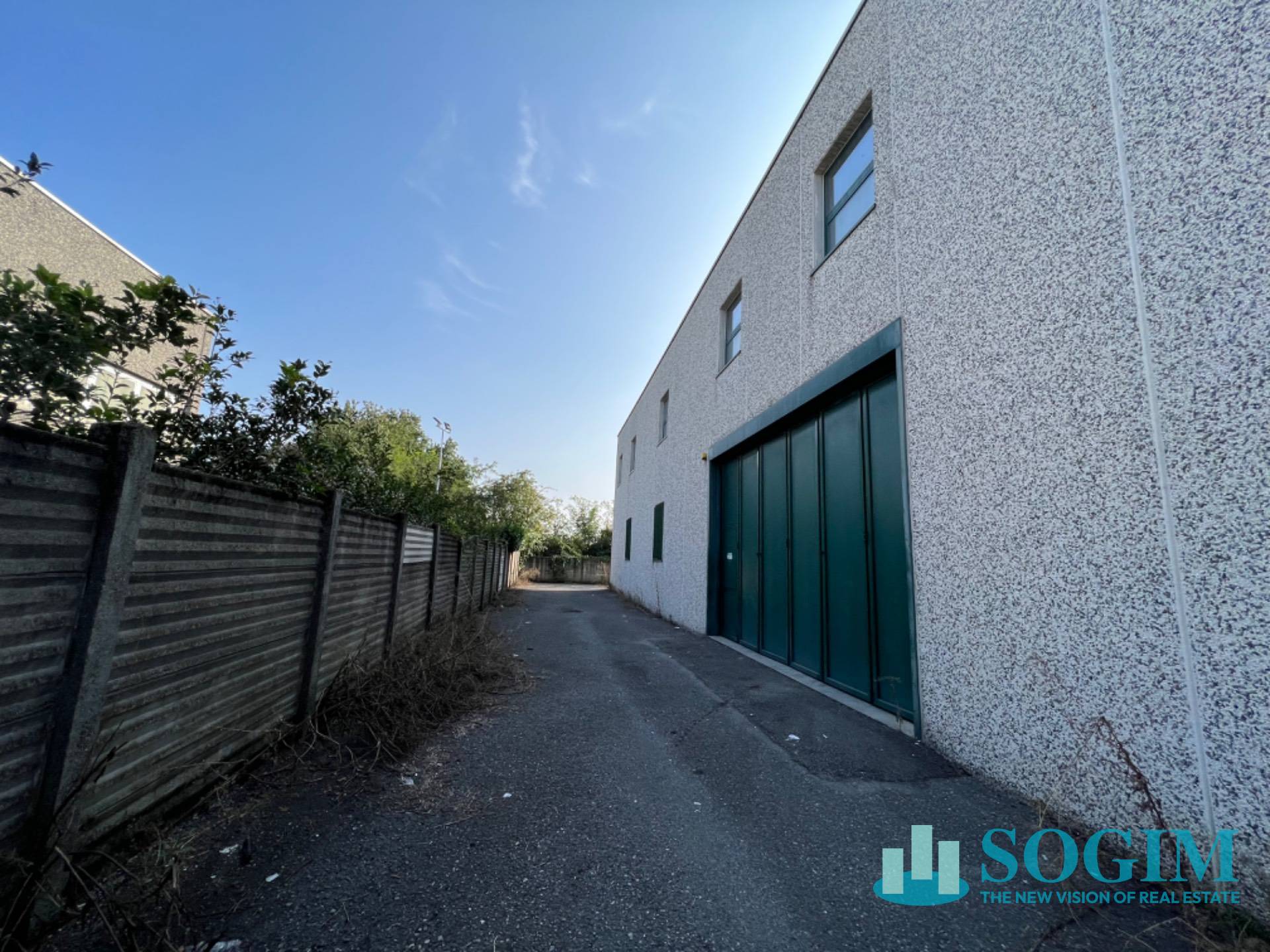 Capannone in affitto a Verano Brianza