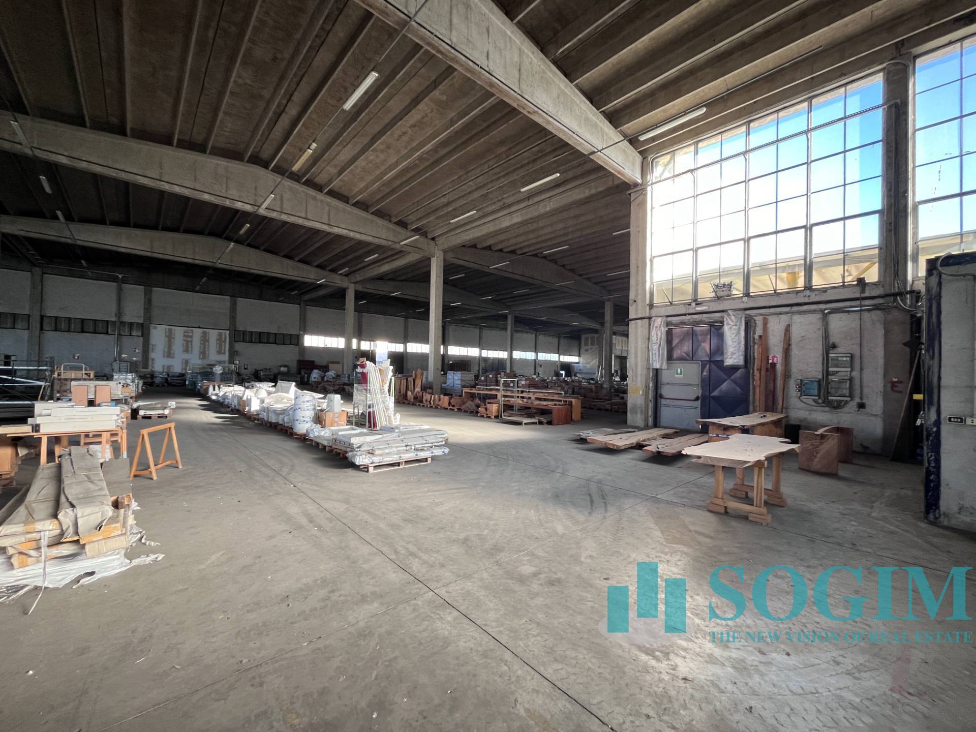 Capannone in vendita a Cesano Boscone