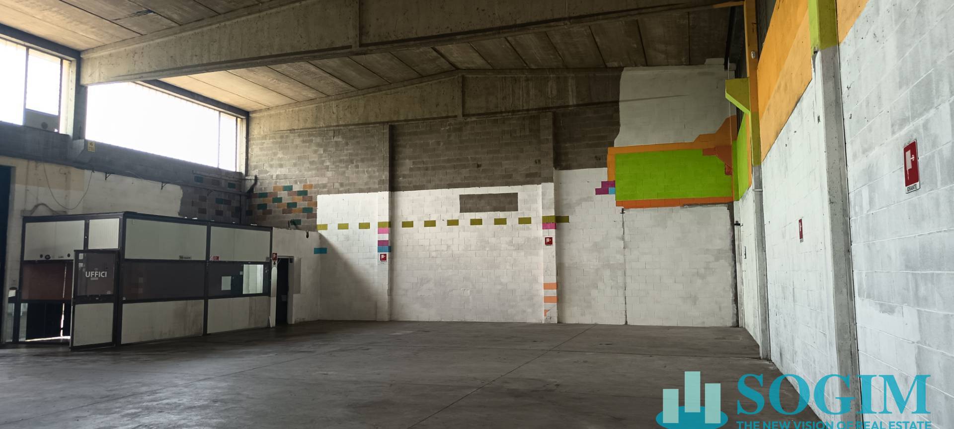 Capannone in affitto a Tribiano, Zoate