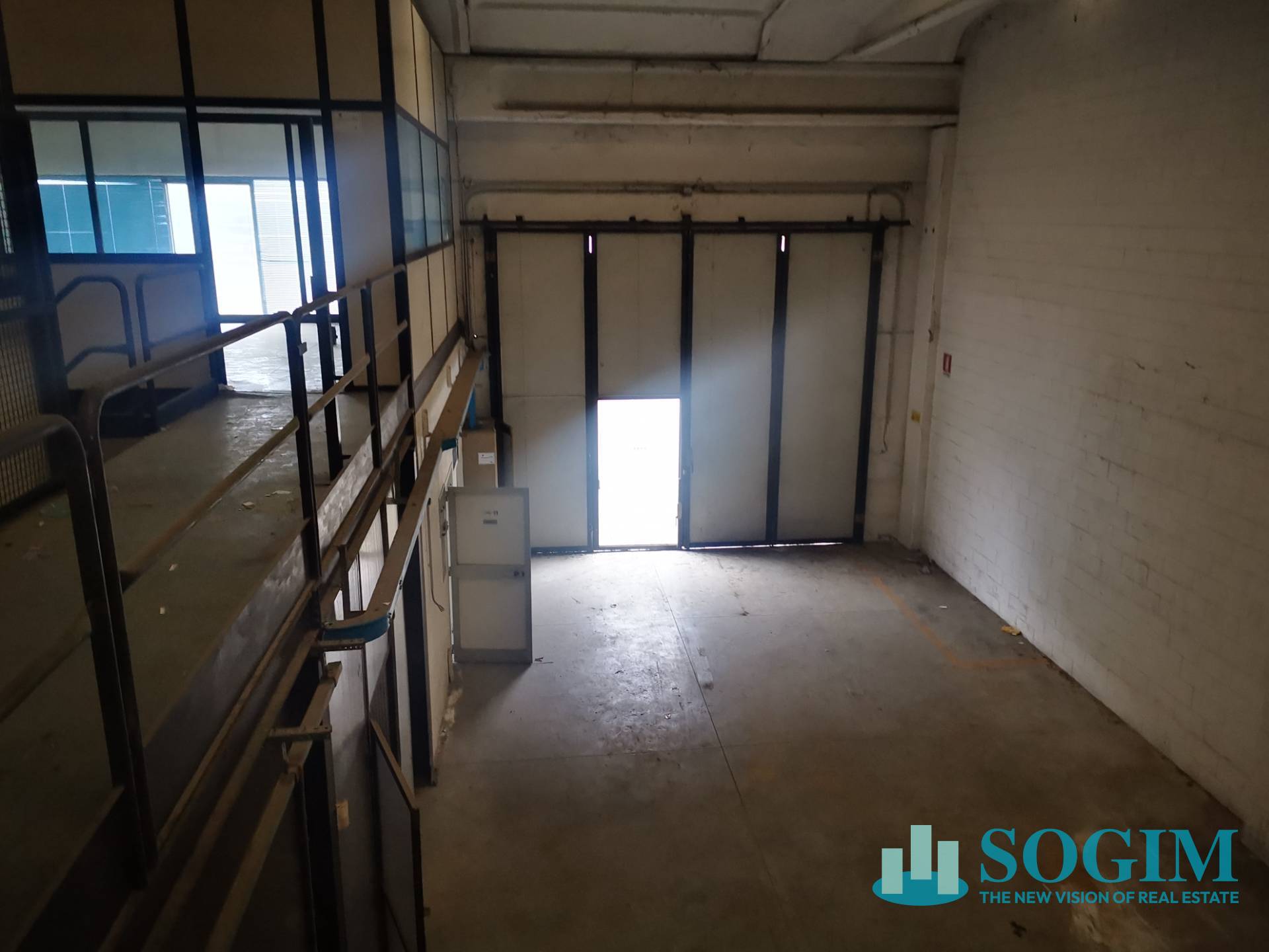 Capannone in vendita a Arconate