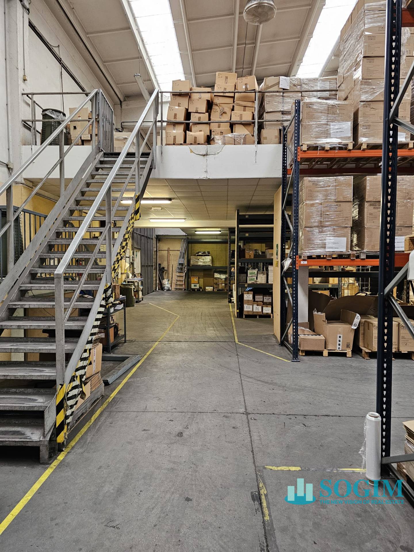 Capannone in vendita a Saronno