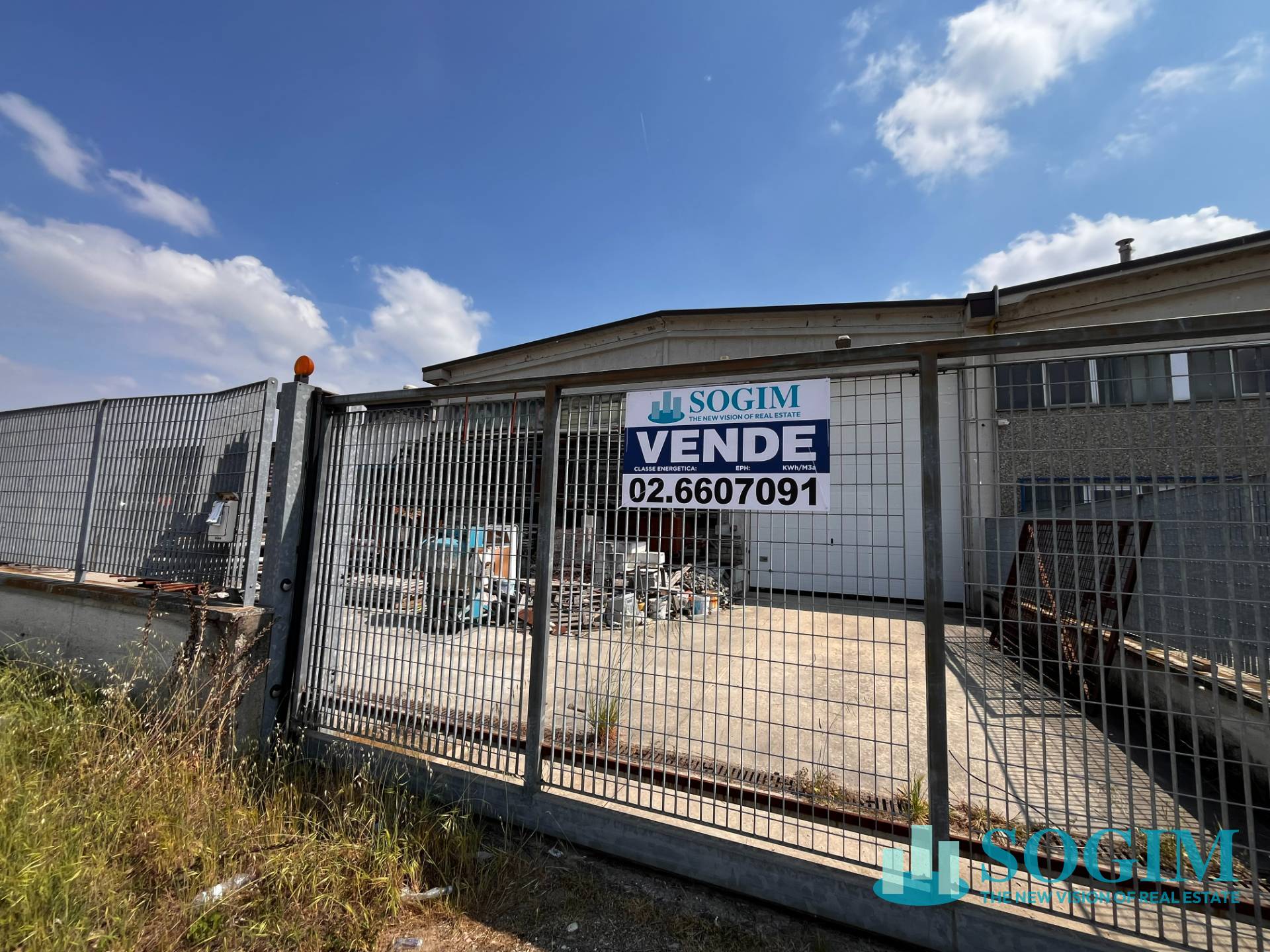 Capannone in vendita a Cura Carpignano