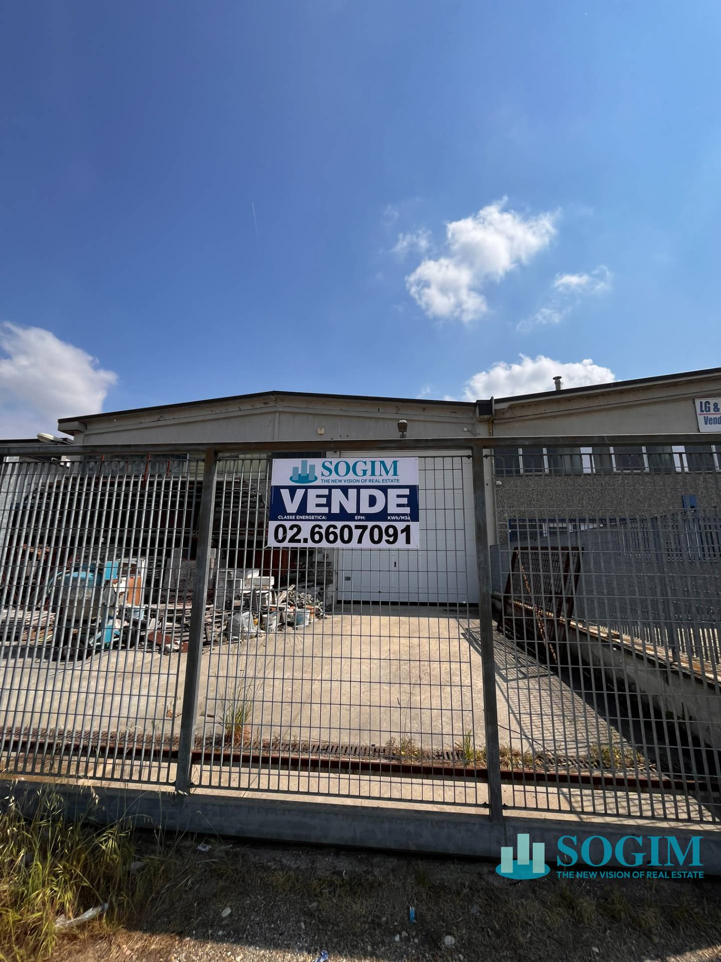Capannone in vendita a Cura Carpignano