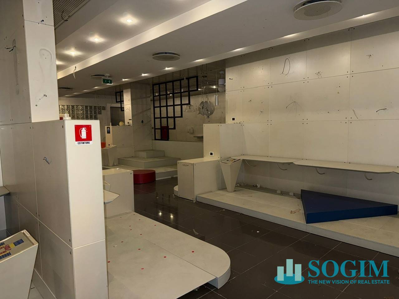 Immobile commerciale in vendita a Sesto San Giovanni
