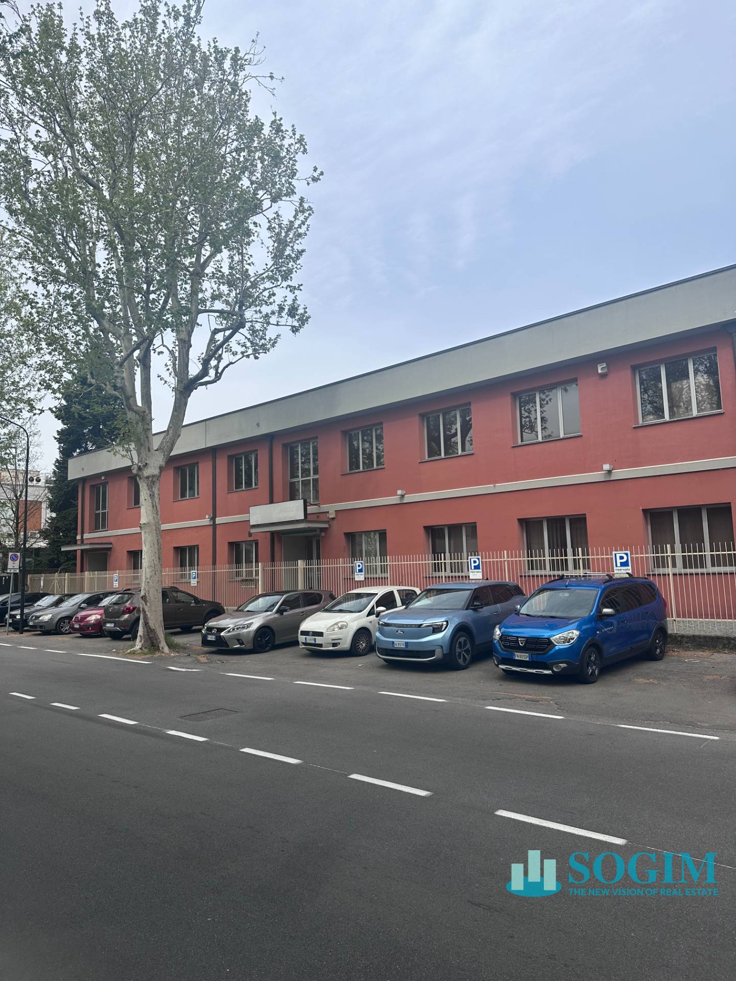 Capannone + Palazzina Uffici in vendita a Cinisello Balsamo