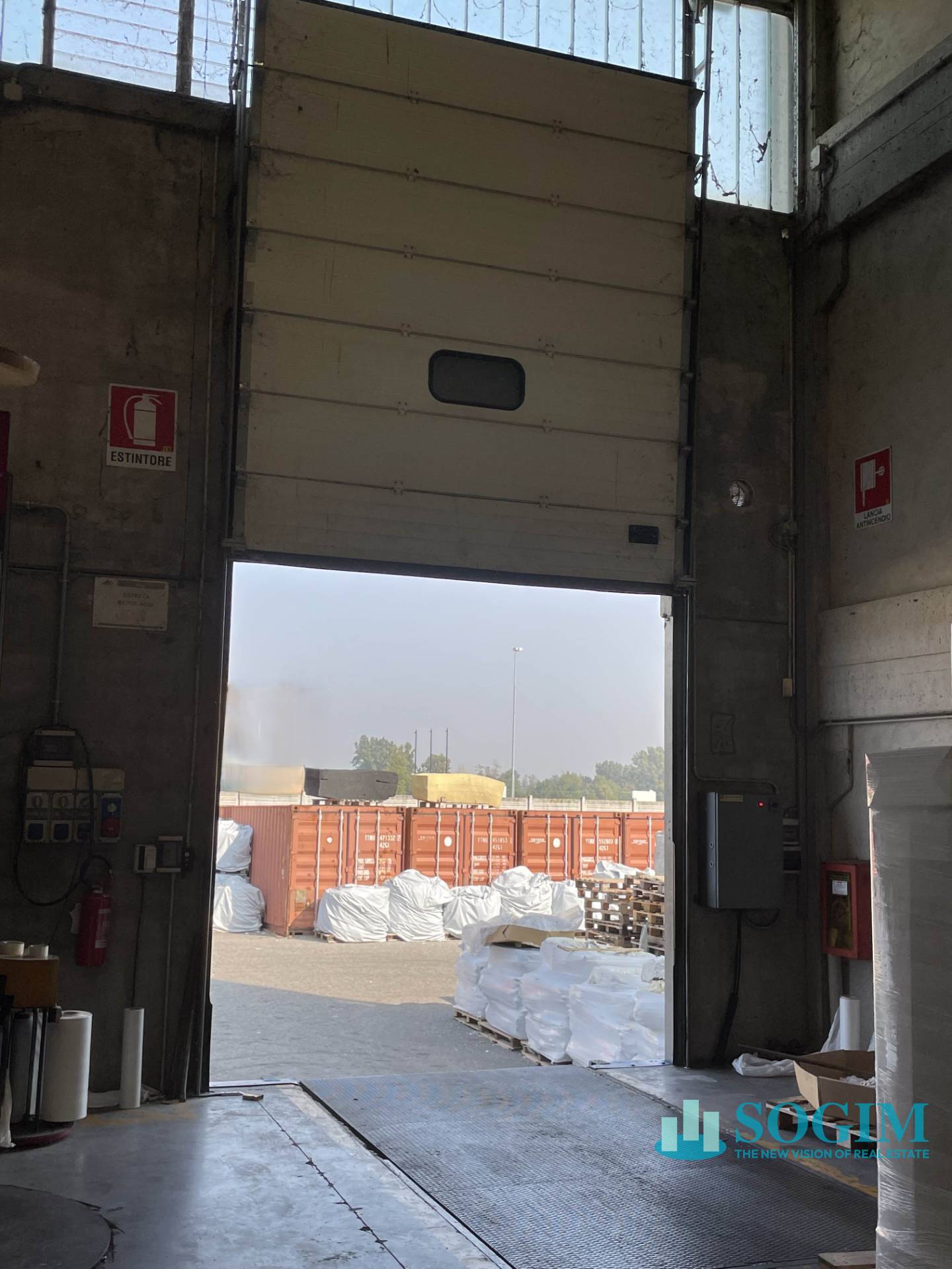 Capannone + Palazzina Uffici in affitto a Albairate, Cascina Faustina