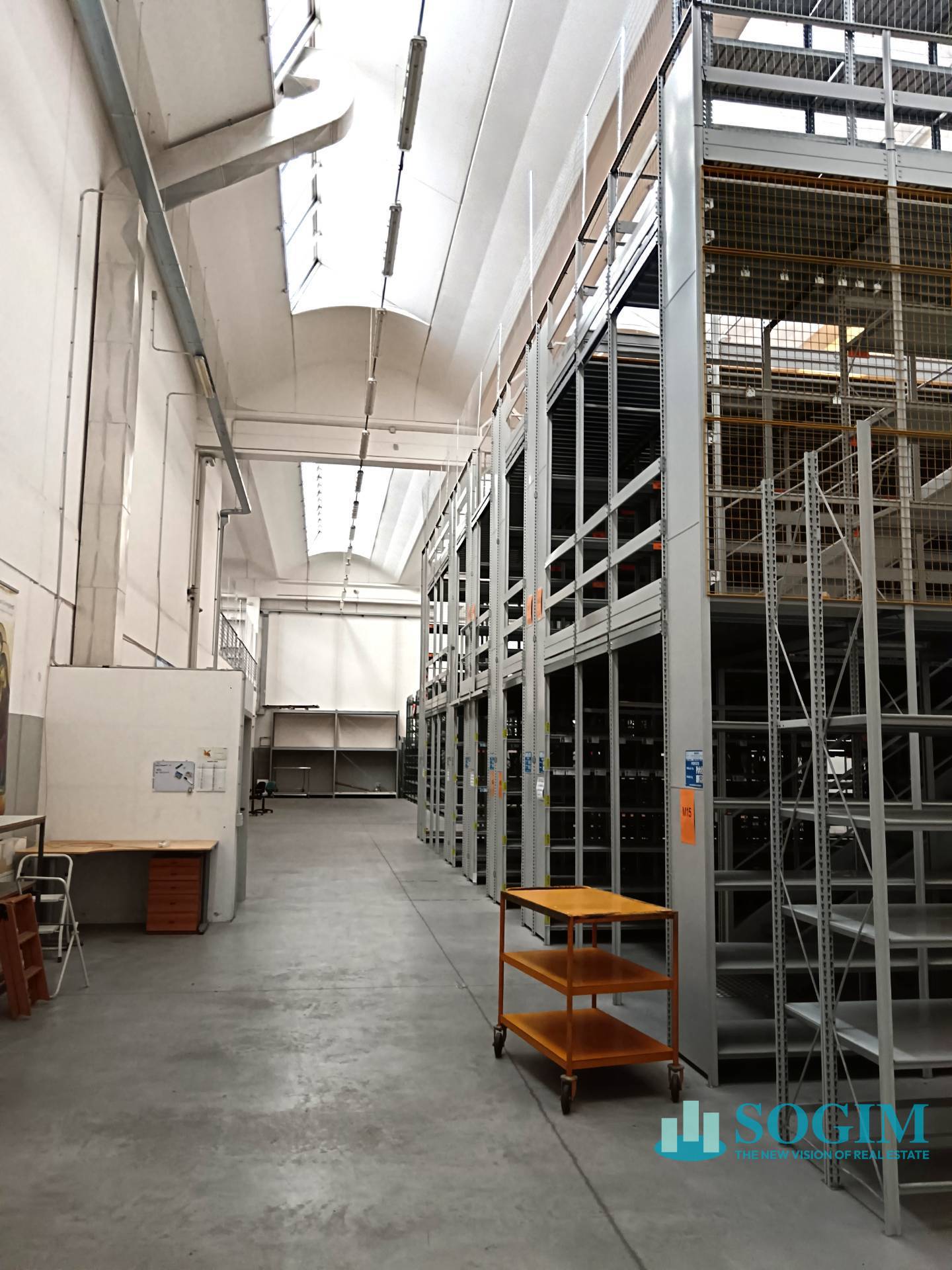 Capannone + Palazzina Uffici in vendita a Lissone